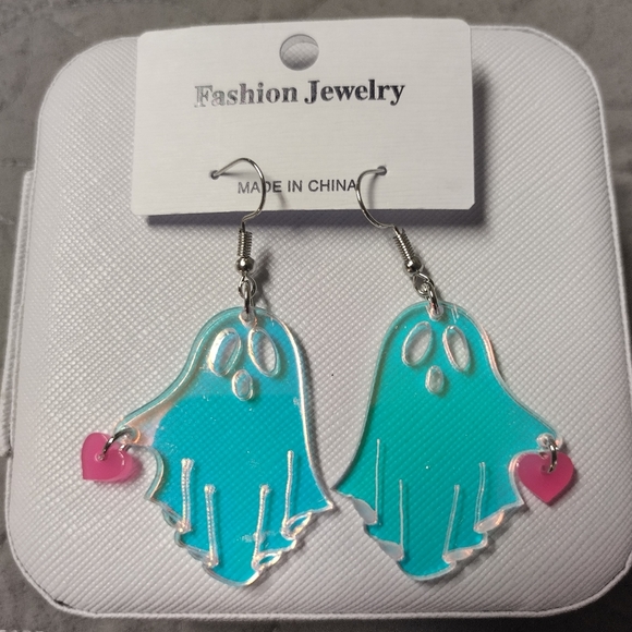 HALLOWEEN Luminous Acrylic Ghost Dangle Earrings w/ Pink Heart - Picture 6 of 11
